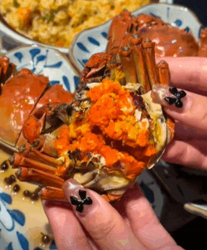 盈丰财富 第1批狂吃螃蟹的美女，住院了